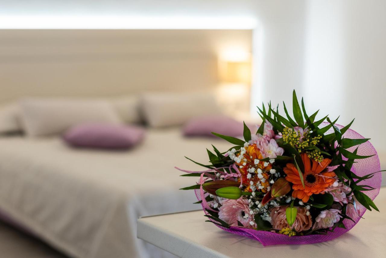 Terinikos Sunny Garden Hotel Junior Suites Ialysos  Esterno foto